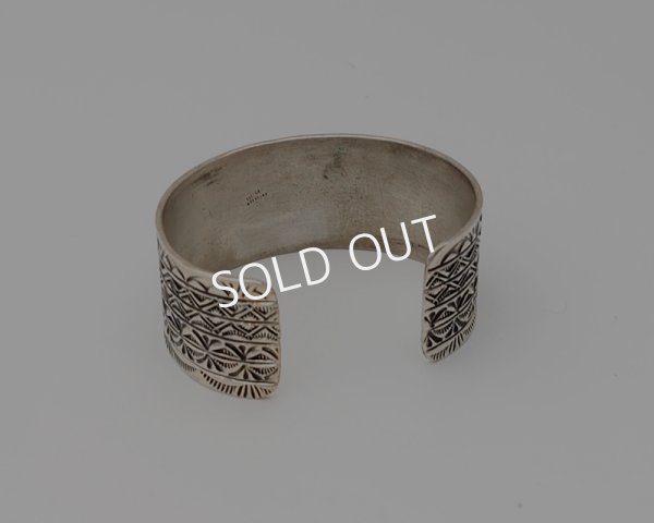 画像4: Henry Mariano スタンプワーク　ワイドバングル (4)