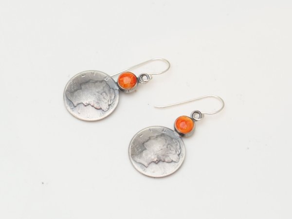 画像2: スパイニーオイスターシェル＆コイン　ダングルピアス (2)