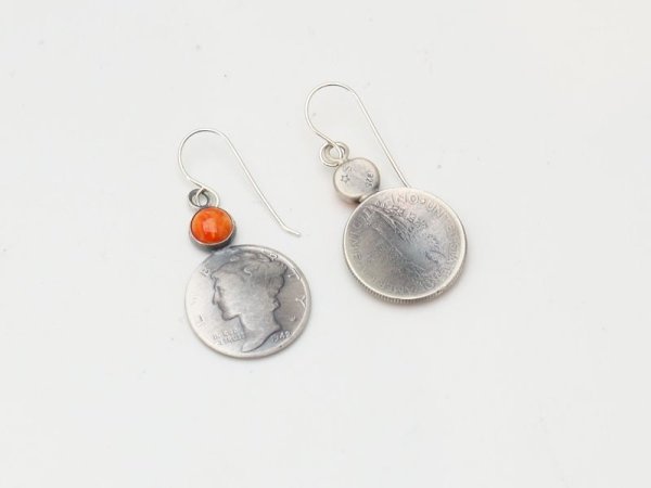 画像3: スパイニーオイスターシェル＆コイン　ダングルピアス (3)