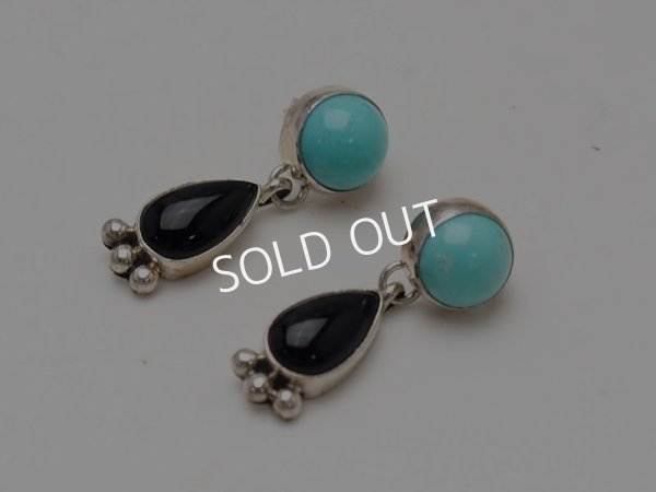 画像2: ナバホ　ターコイズ＆オニキス　ダングルピアス (2)